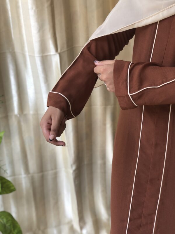 BrownAbaya4