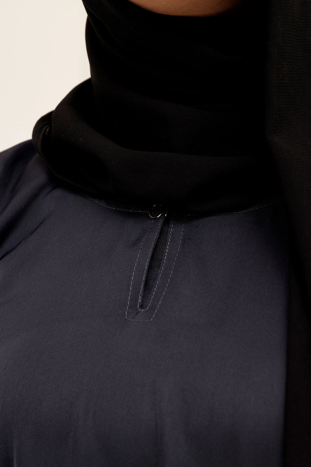 ClassicBlackAbaya5