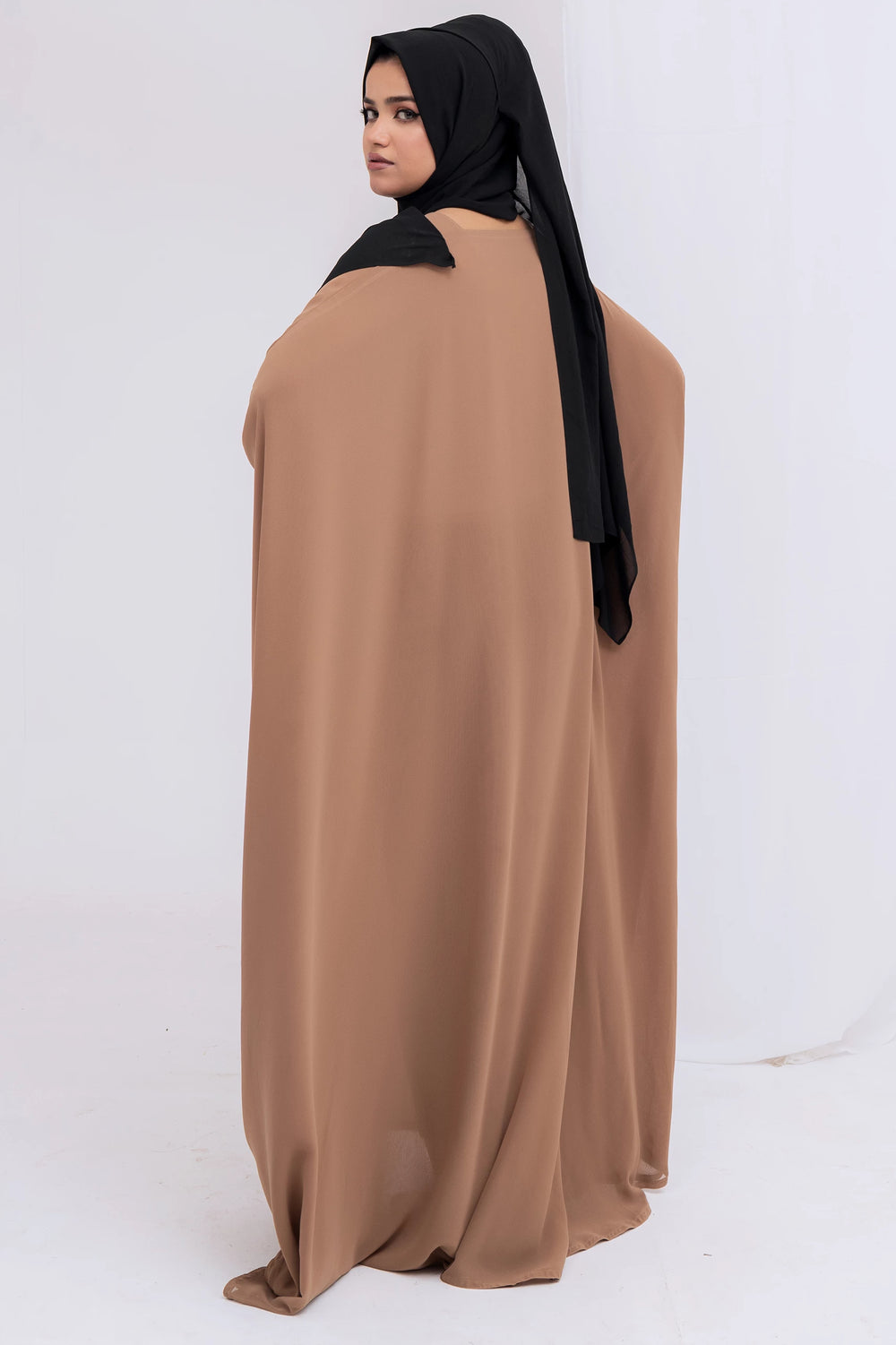 KaftanStyleBeigeAbaya04